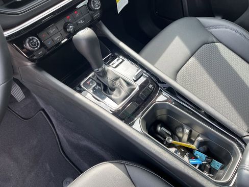 New 2026 Jeep Compass Latitude image 10