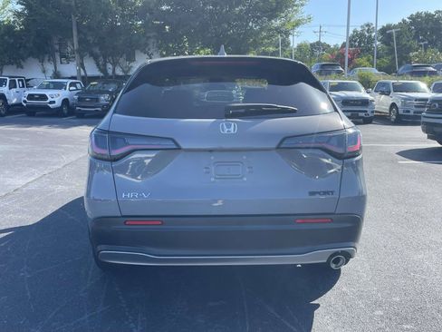Used 2025 Honda HR-V Sport image 6