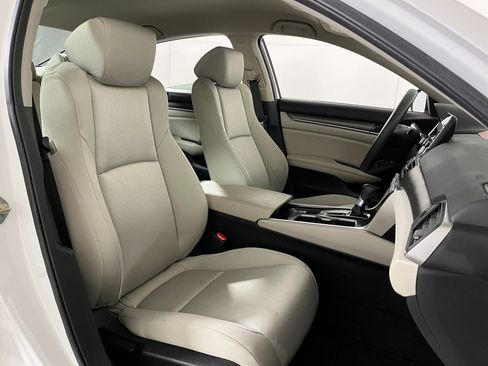 Certified 2019 Honda Accord LX image 26