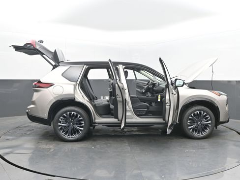 New 2026 Nissan Rogue Platinum w/ Platinum Premium Package image 45