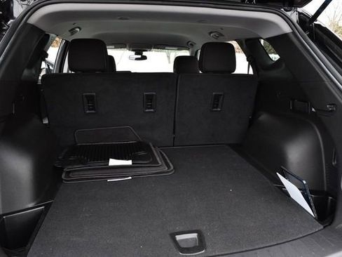 Used 2025 Chevrolet Blazer LT image 20