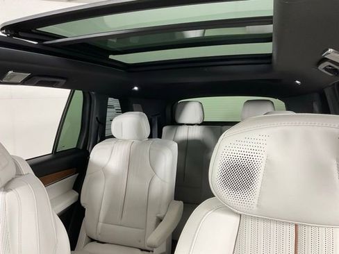 New 2026 Cadillac Vistiq Luxury w/ LPO, Floor Liner Package image 33