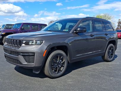New 2026 Jeep Grand Cherokee Altitude
