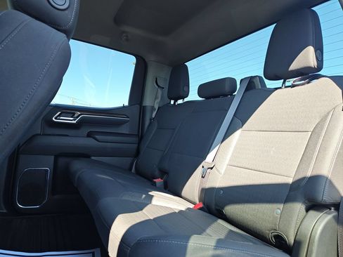 Used 2025 Chevrolet Silverado 1500 LT AWD/4WD image 14