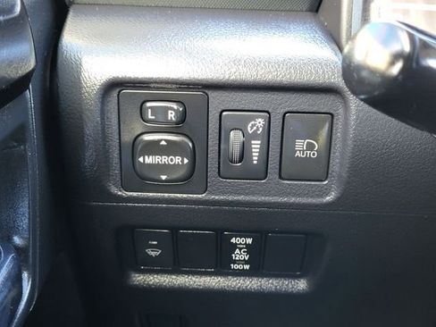 Used 2020 Toyota 4Runner TRD Off-Road Premium image 28