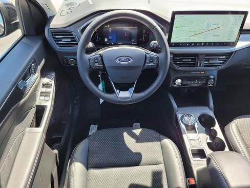 New 2025 Ford Escape SE image 32