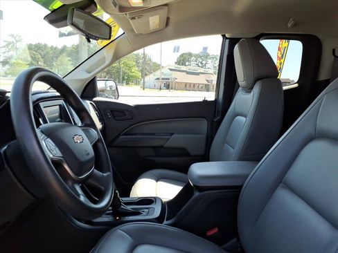 Used 2020 Chevrolet Colorado W/T w/ WT Convenience Package RWD image 7
