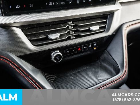 Used 2025 Ford Explorer ST-Line w/ ST-Line Street Pack AWD/4WD image 42