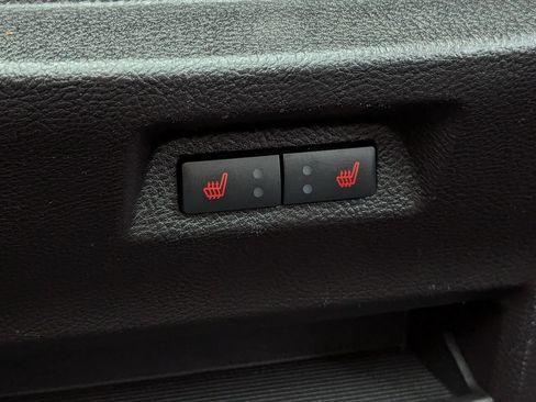 Used 2018 Ford Edge Titanium w/ Equipment Group 302A image 29