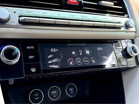 New 2026 Genesis G70 2.5T RWD image 15
