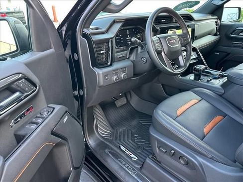 Certified 2026 GMC Sierra 1500 AT4 w/ AT4 Premium Package AWD/4WD image 16