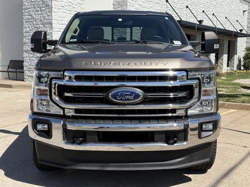 Used 2020 Ford F250 Lariat w/ Lariat Ultimate Package image 2