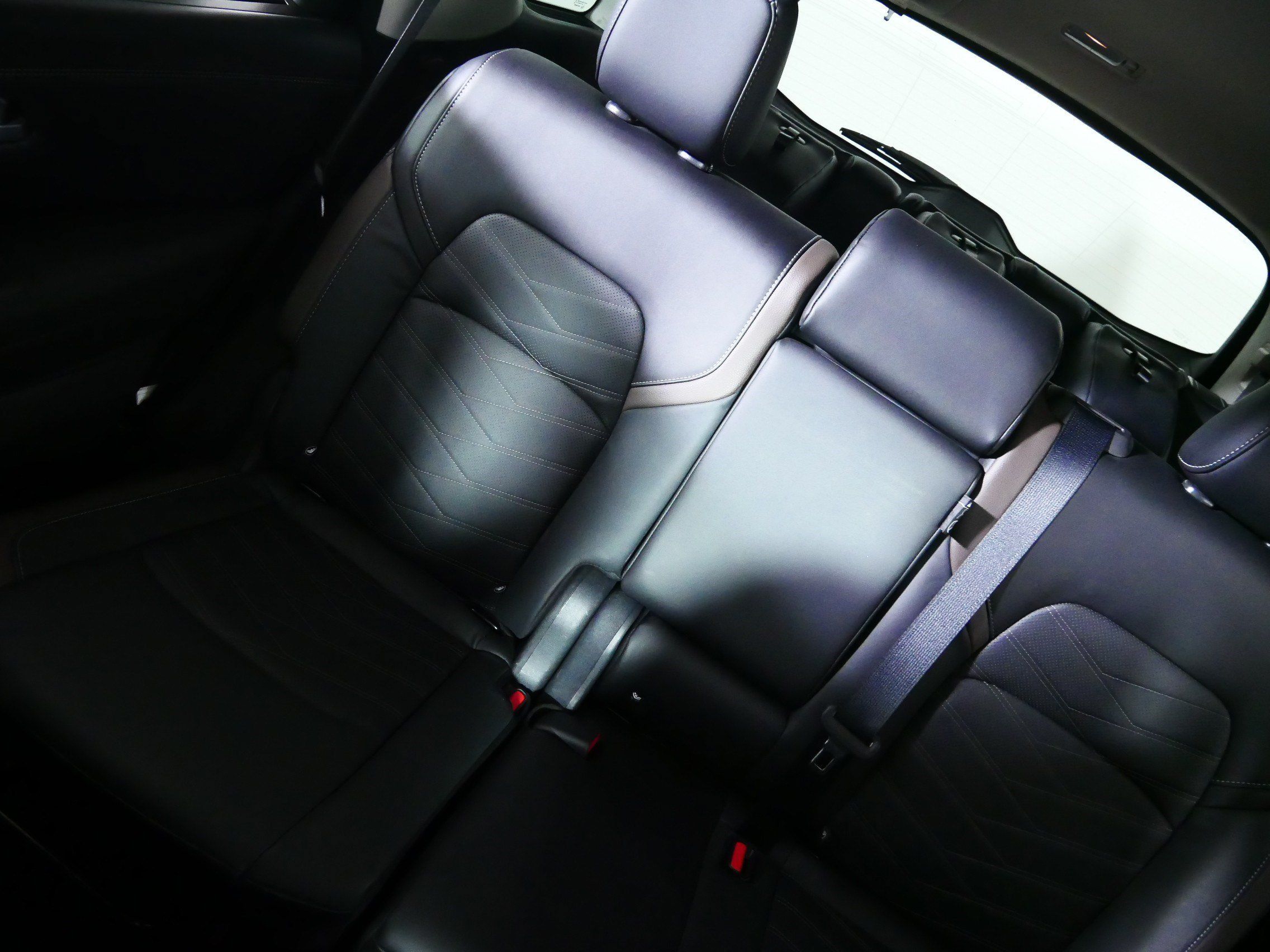 Used 2022 Nissan Pathfinder Platinum w/ Cargo Package AWD/4WD image 12