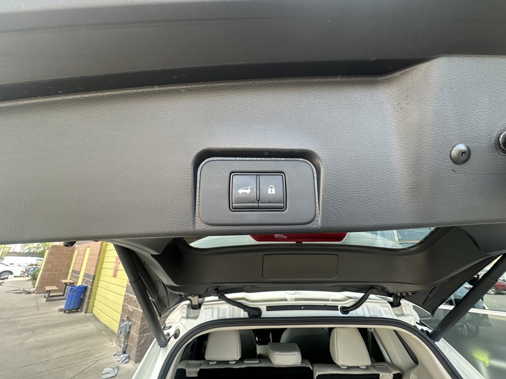 Used 2023 Nissan Rogue SL FWD image 42