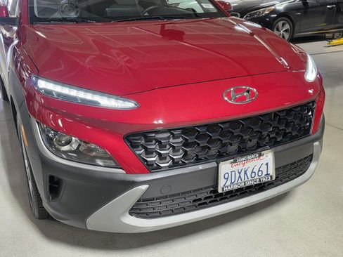 Certified 2023 Hyundai Kona SEL image 9