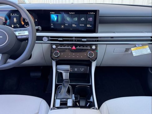 New 2026 Hyundai Tucson SEL image 3
