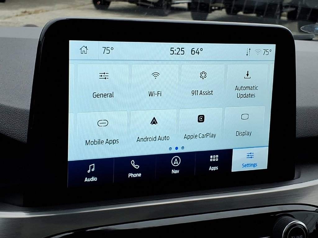 Used 2022 Ford Escape Titanium w/ Class II Trailer Tow Package AWD/4WD image 22