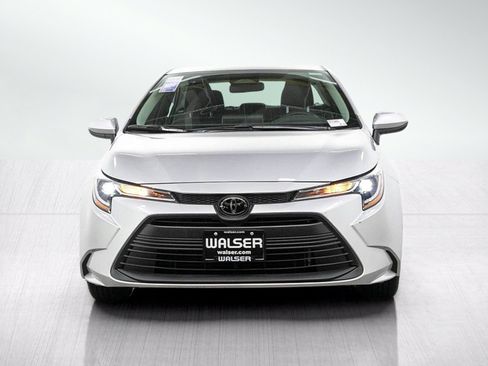 Used 2024 Toyota Corolla LE FWD image 8