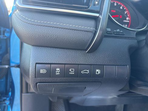 Used 2018 Toyota Camry XSE image 19