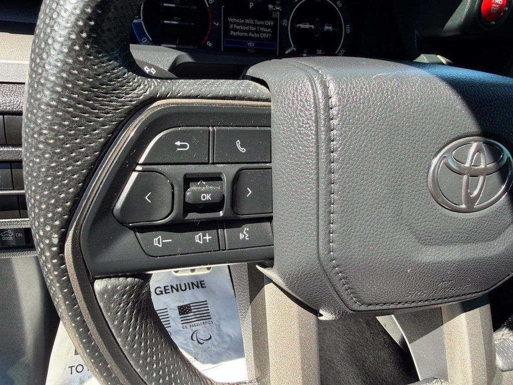 Used 2024 Toyota Tacoma TRD Sport AWD/4WD image 16