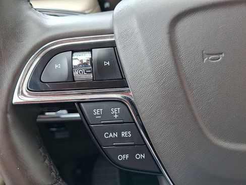 Certified 2023 Lincoln Nautilus Reserve AWD/4WD image 22