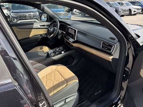 New 2026 Volkswagen Atlas Cross Sport SE AWD/4WD image 28