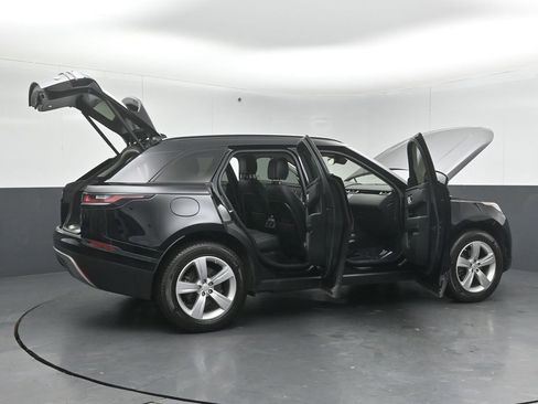 Used 2019 Land Rover Range Rover Velar S image 59