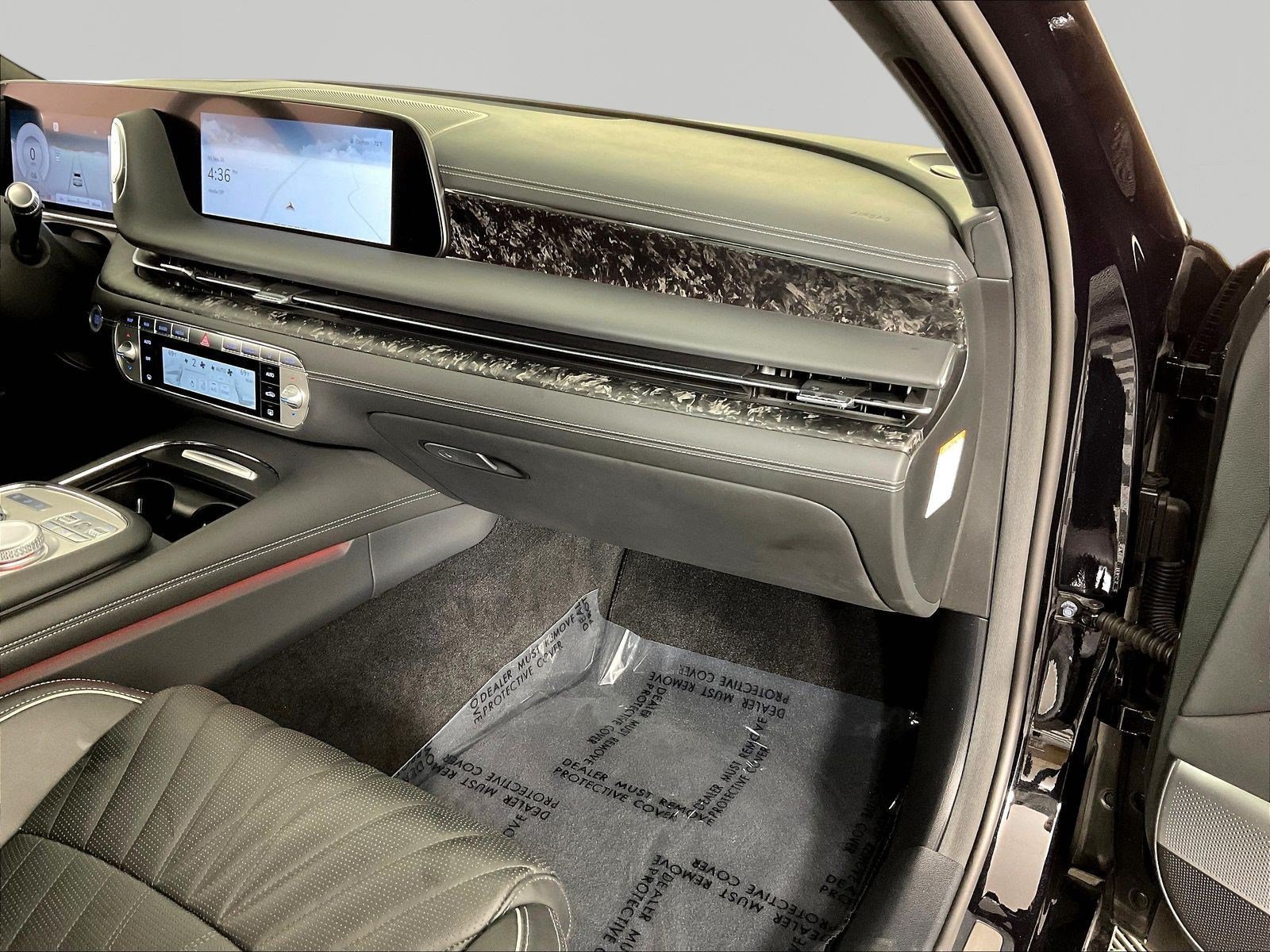 Used 2023 Genesis G90 3.5T AWD/4WD image 25
