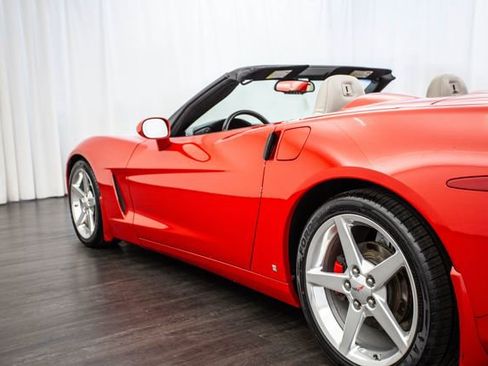 Used 2008 Chevrolet Corvette Convertible w/ Preferred Equipment Group image 23