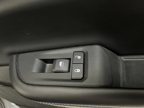 Used 2024 Jeep Grand Cherokee Altitude RWD image 26