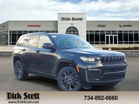 New 2026 Jeep Grand Cherokee Limited AWD/4WD image 1