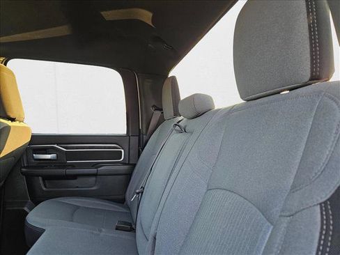 Used 2024 RAM 3500 Big Horn image 17