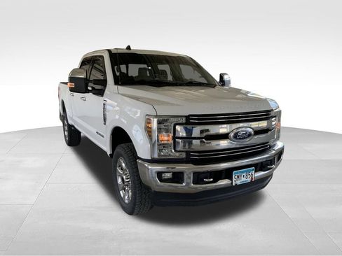 Used 2019 Ford F250 Lariat w/ Lariat Ultimate Package AWD/4WD image 33