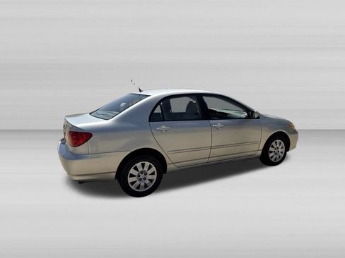 Used 2003 Toyota Corolla LE FWD image 4