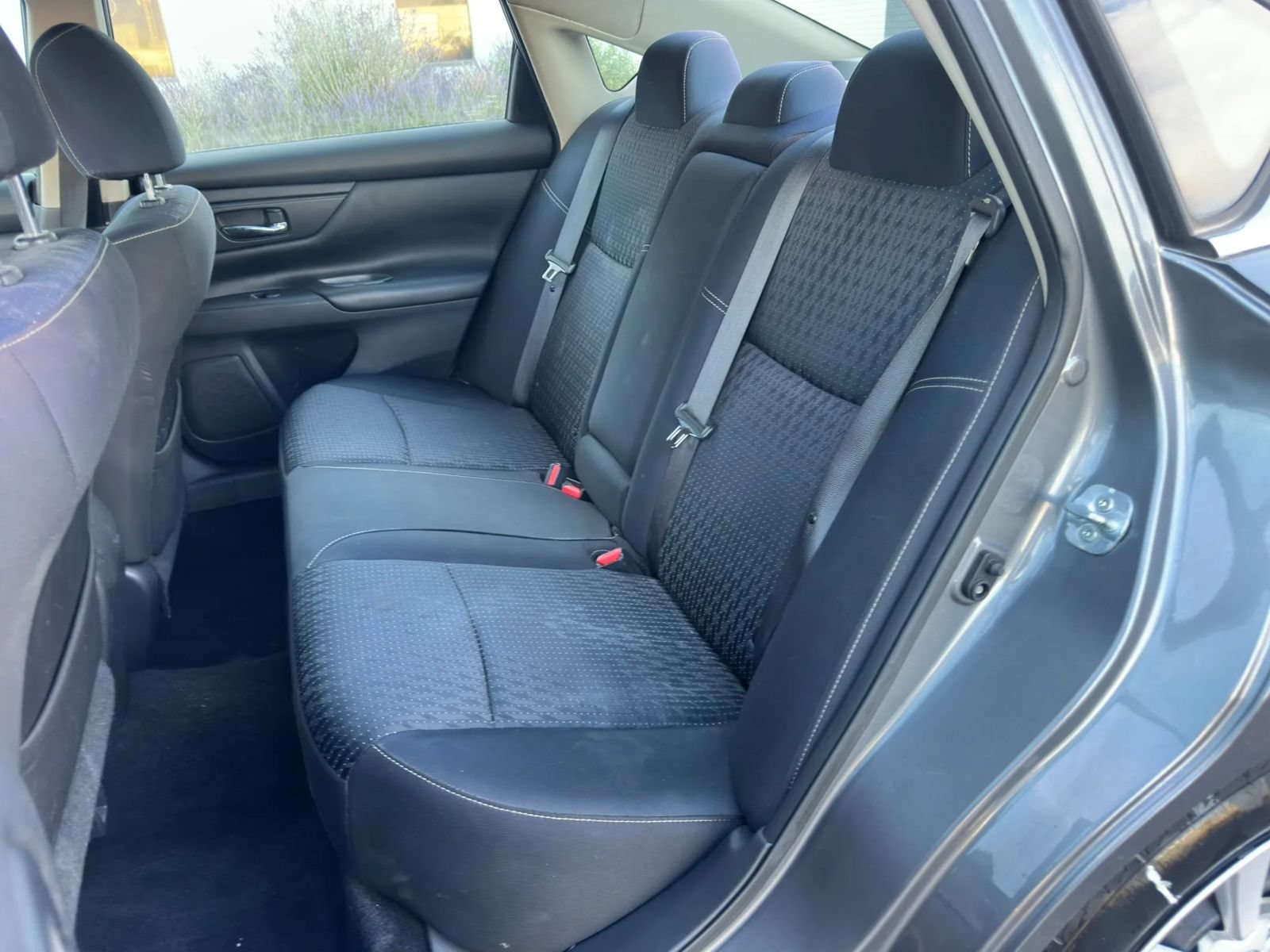 Used 2016 Nissan Altima 2.5 S w/ Power Driver Seat Package FWD image 11