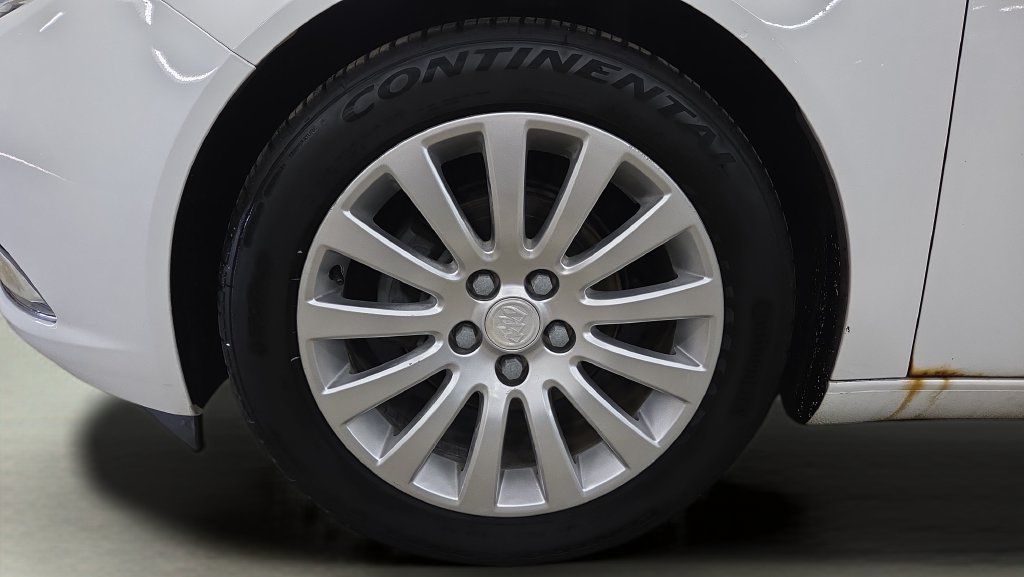 Used 2011 Buick Regal CXL w/ RL3 Preferred Equipment Group FWD image 25
