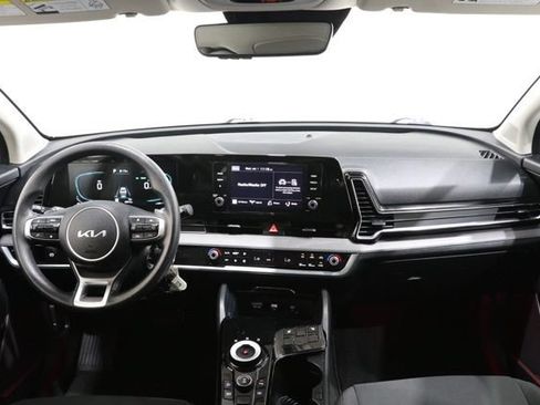 Used 2023 Kia Sportage LX AWD/4WD image 15