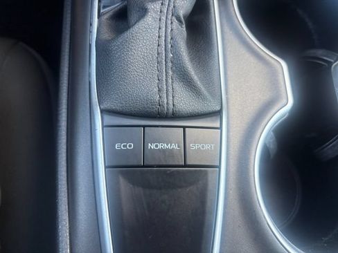Used 2024 Toyota Camry LE FWD image 16