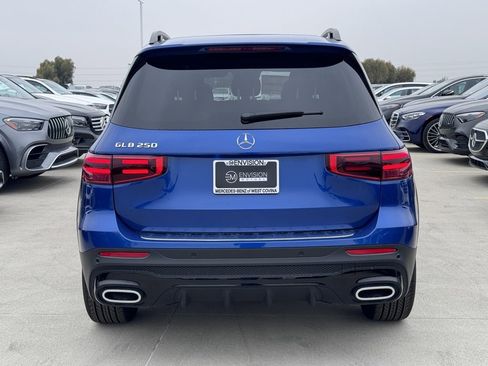 Used 2024 Mercedes-Benz GLB 250 image 11