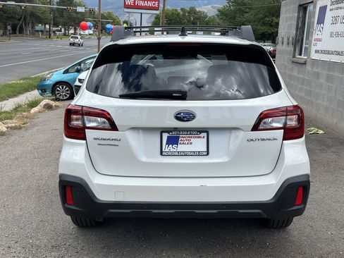 Used 2019 Subaru Outback 2.5i Limited AWD/4WD image 5