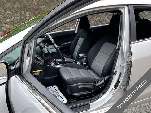 Used 2016 Kia Forte EX FWD image 23