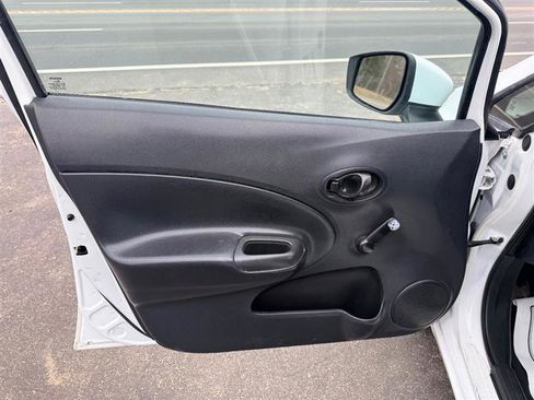 Used 2017 Nissan Versa Note S Plus image 10