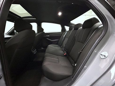 Used 2025 Honda Accord Sport image 19