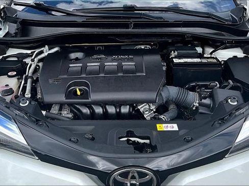 Used 2020 Toyota C-HR LE FWD image 26