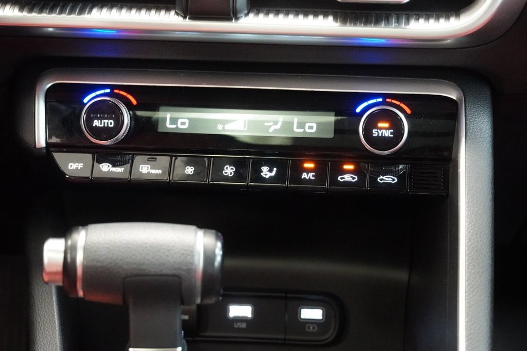 Used 2024 Kia K5 GT-Line AWD/4WD image 21