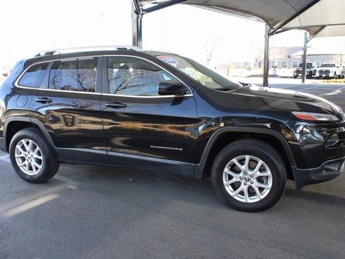 Used 2014 Jeep Cherokee Latitude image 17