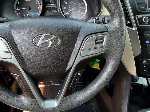 Used 2017 Hyundai Santa Fe Sport AWD/4WD image 12