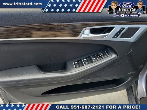 Used 2015 Hyundai Genesis 3.8 w/ Option Group 02 RWD image 13
