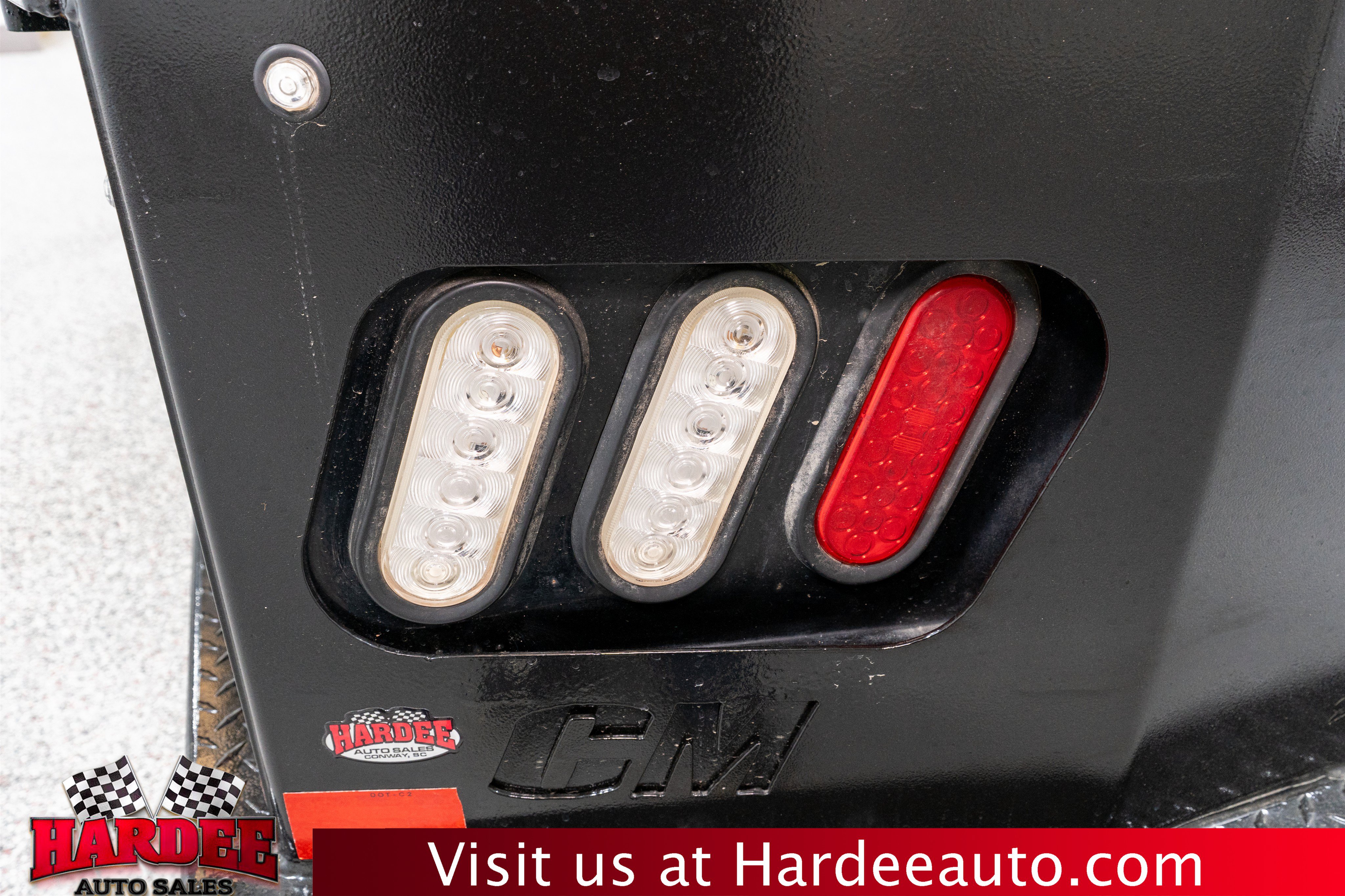 Used 2024 GMC Sierra 3500 Denali AWD/4WD image 9