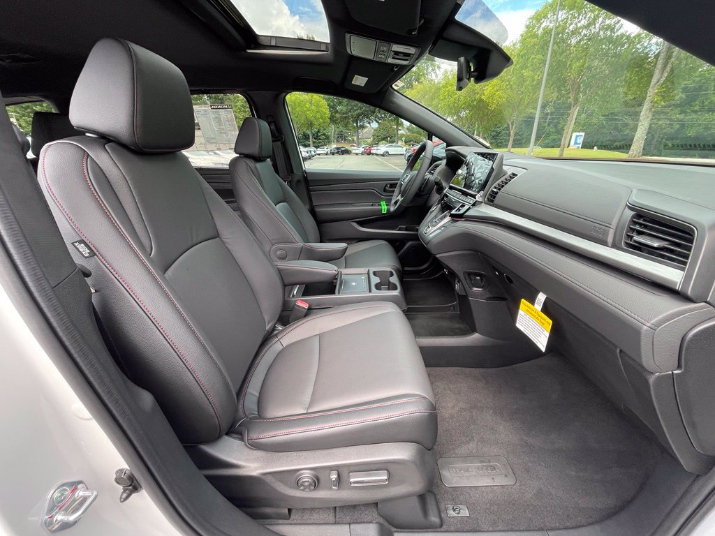 New 2026 Honda Odyssey Sport-L image 33